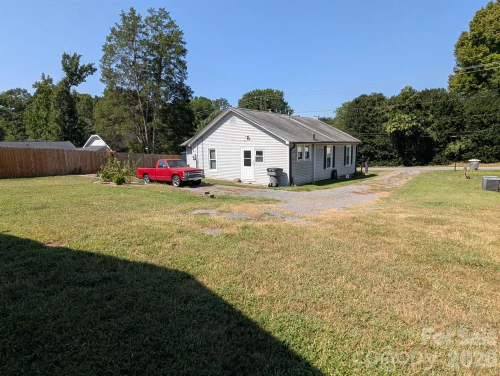 1001 Klondale Avenue Kannapolis, NC 28081