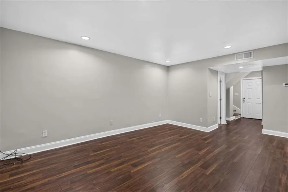 125 Governors Drive Forest Park, GA 30297