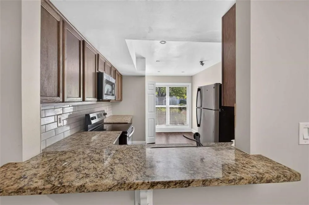125 Governors Drive Forest Park, GA 30297