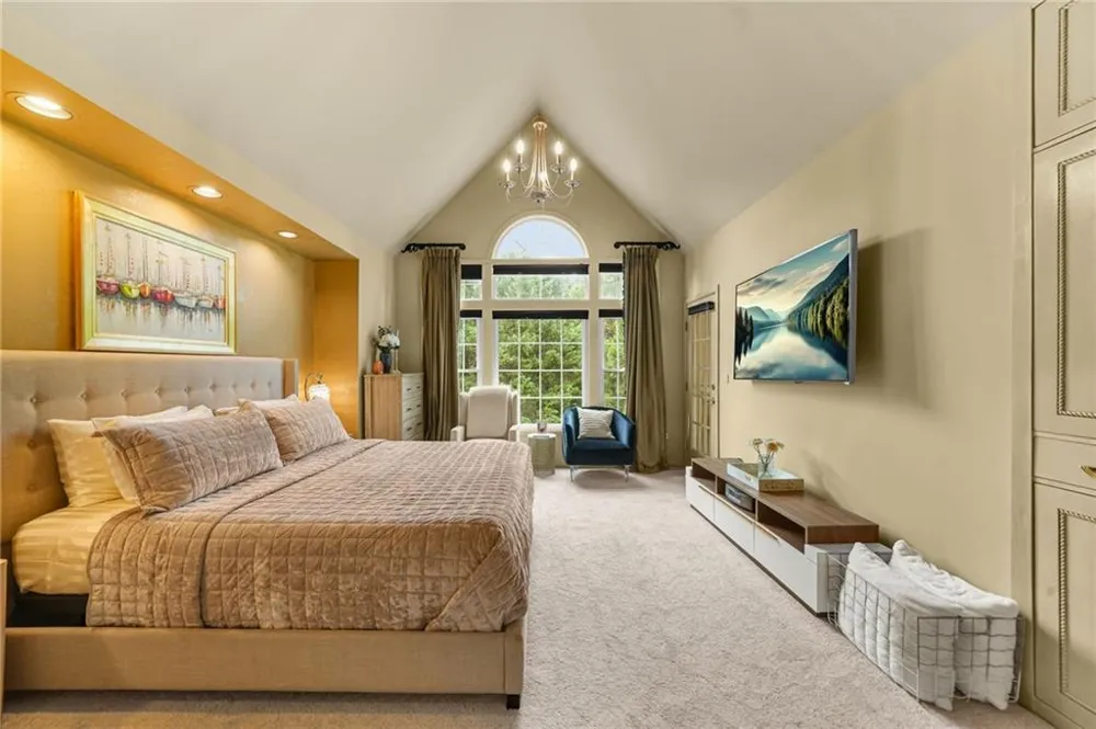 3636 Habersham Road NW #2404 Atlanta, GA 30305