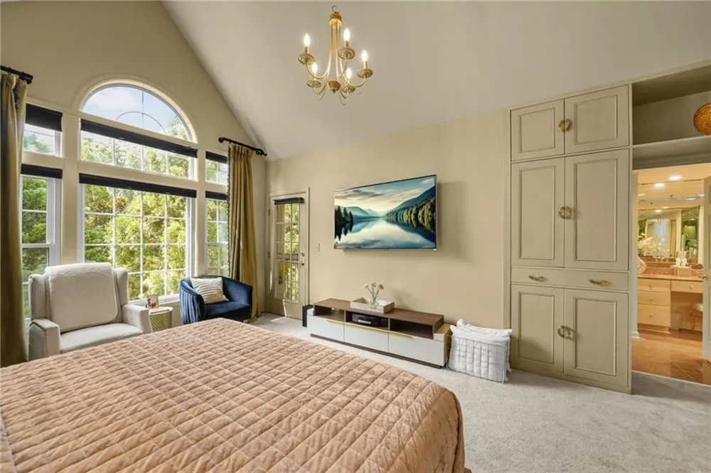 3636 Habersham Road NW #2404 Atlanta, GA 30305