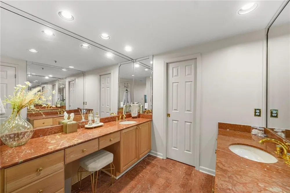 3636 Habersham Road NW #2404 Atlanta, GA 30305