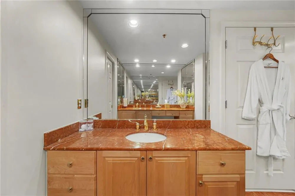 3636 Habersham Road NW #2404 Atlanta, GA 30305