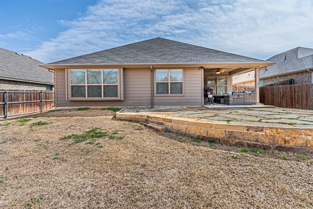 2504 Doe Run Weatherford, TX 76087