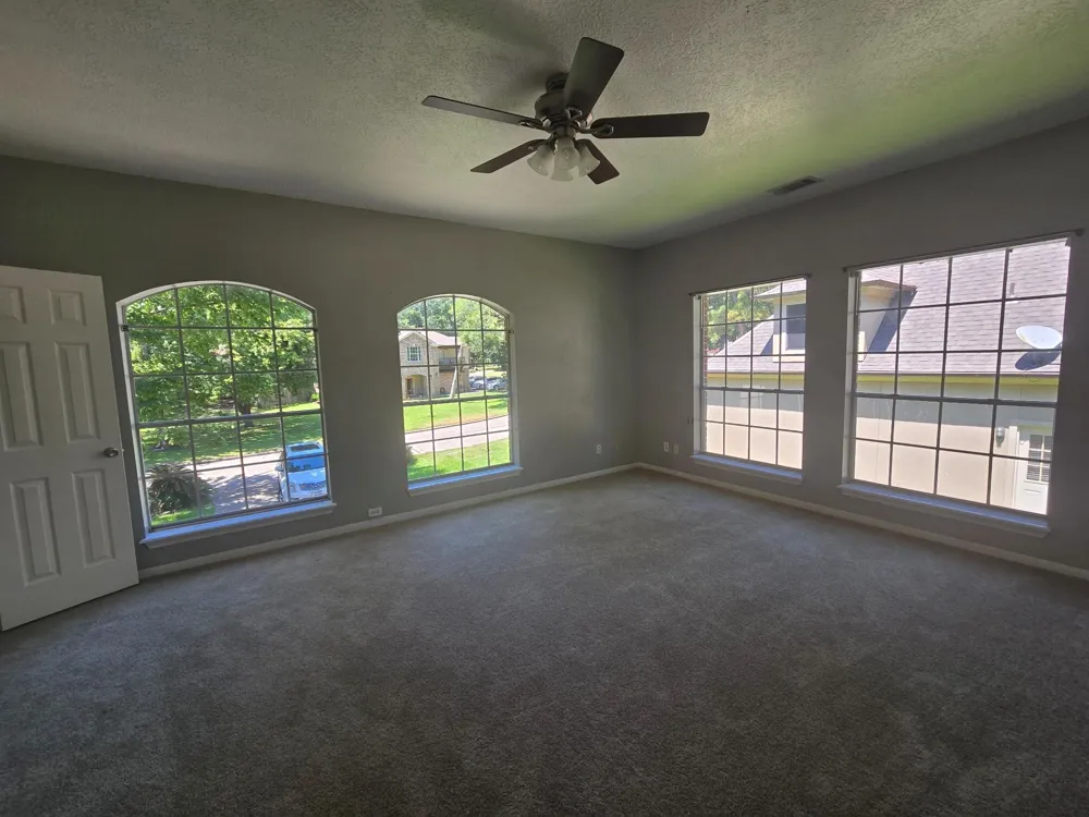 91 Park Circle Montgomery, TX 77356