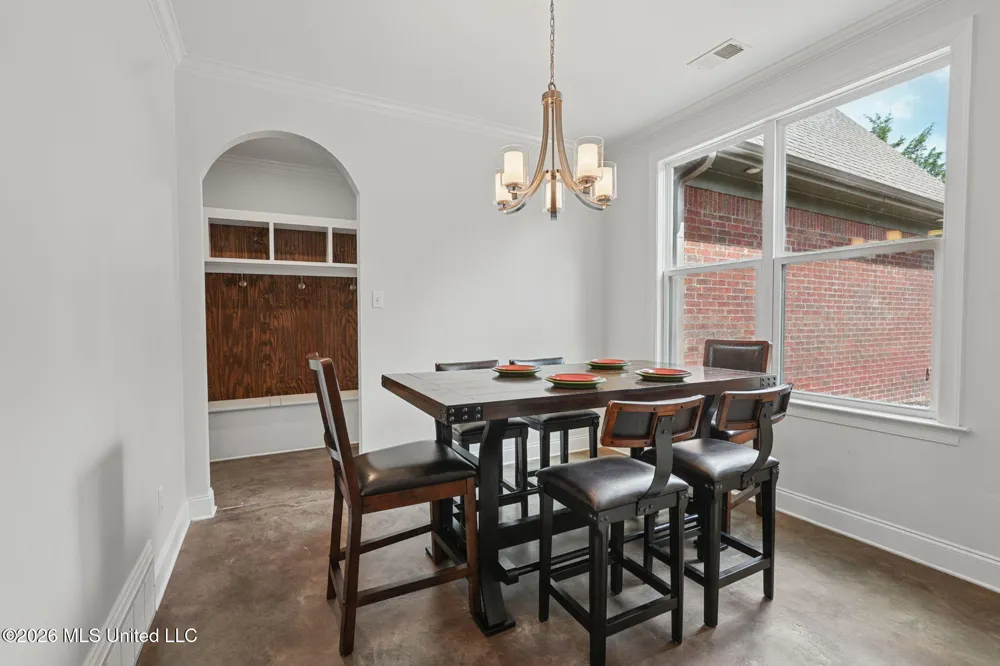 4298 Glynn Valley East Road Byhalia, MS 38611
