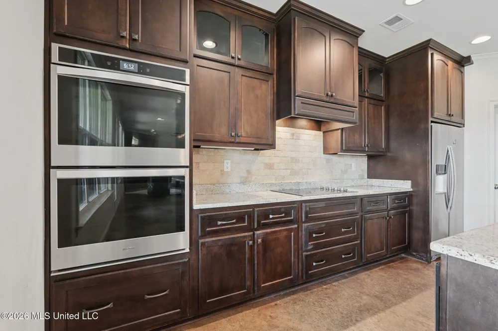 4298 Glynn Valley East Road Byhalia, MS 38611
