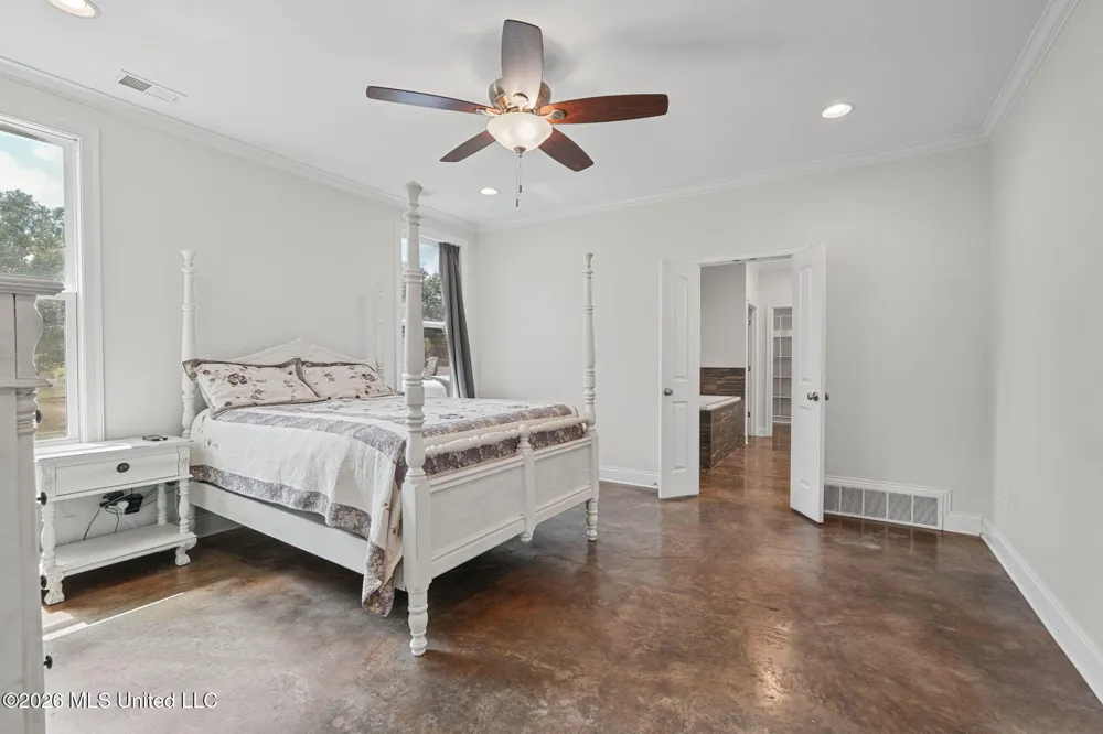 4298 Glynn Valley East Road Byhalia, MS 38611
