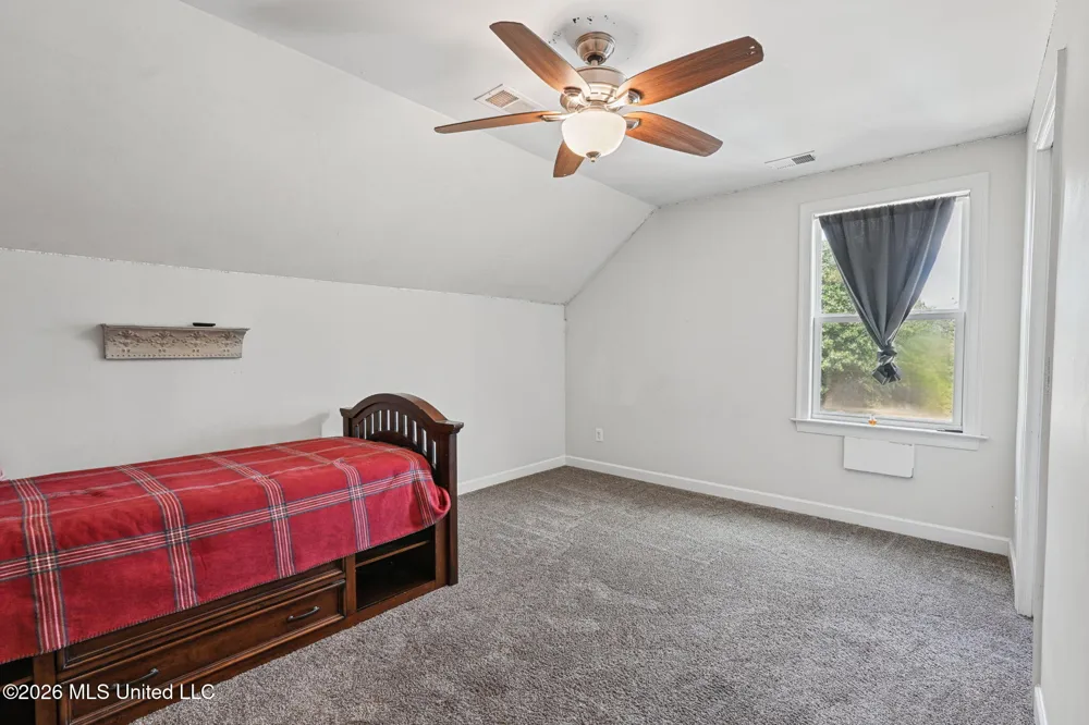 4298 Glynn Valley East Road Byhalia, MS 38611