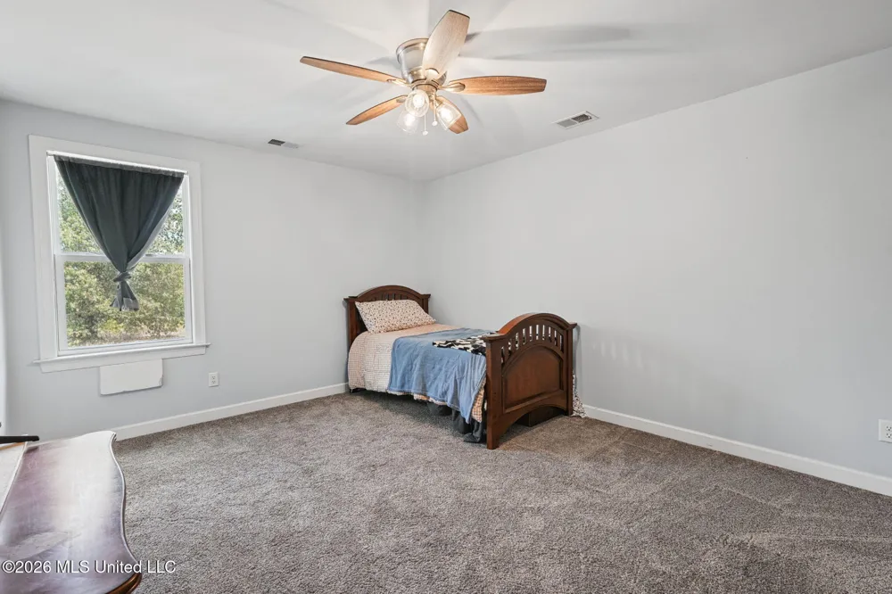 4298 Glynn Valley East Road Byhalia, MS 38611