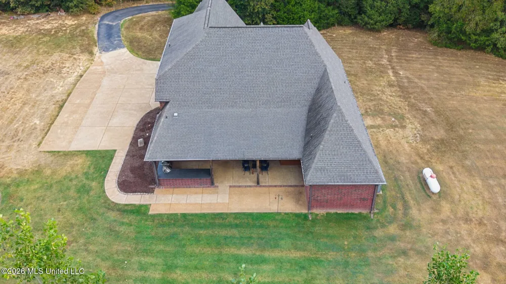 4298 Glynn Valley East Road Byhalia, MS 38611