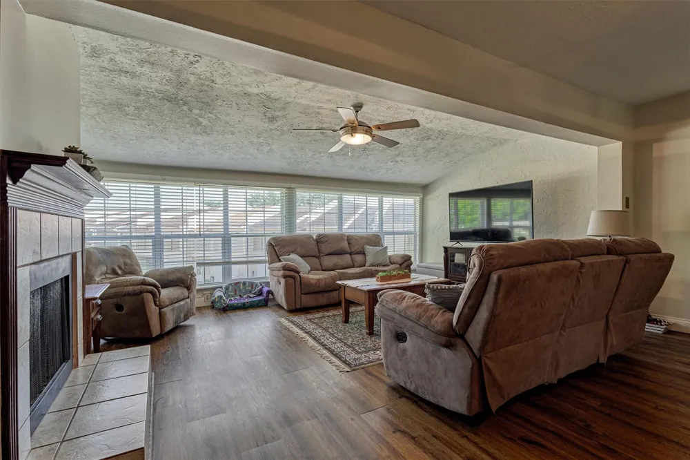 39 Regency Point Conroe, TX 77356