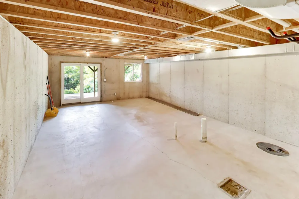 1008 Lake Boulevard St. Joseph, MI 49085