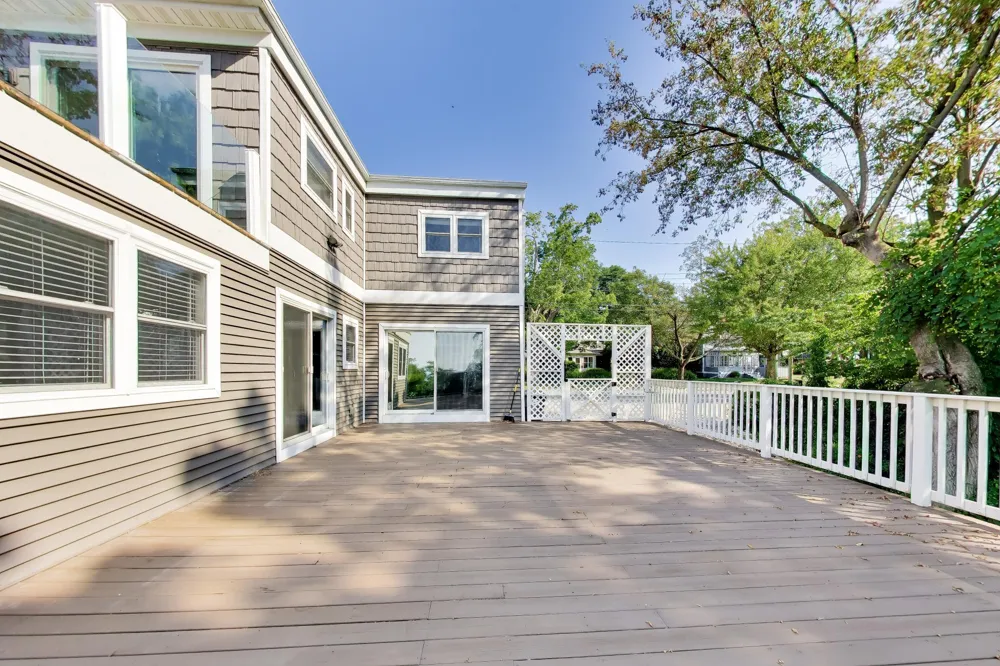 1008 Lake Boulevard St. Joseph, MI 49085