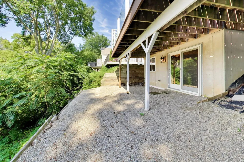 1008 Lake Boulevard St. Joseph, MI 49085