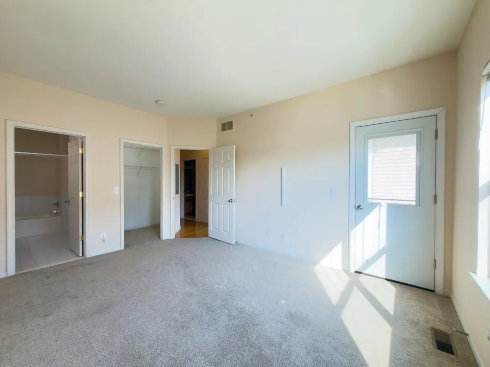 25552 Portico Lane Novi, MI 48375
