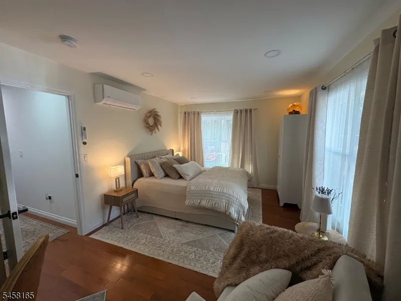 109 Cedar Ln Vernon, NJ 07422