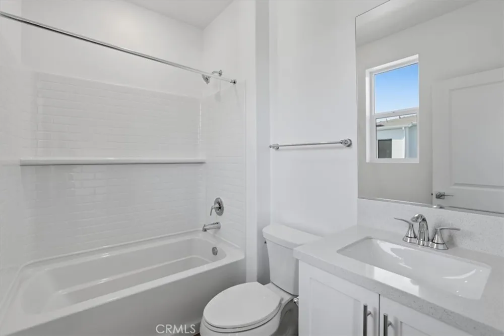 27323 Seven Oaks Lane Valencia, CA 91381