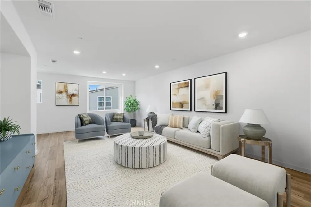 27323 Seven Oaks Lane Valencia, CA 91381