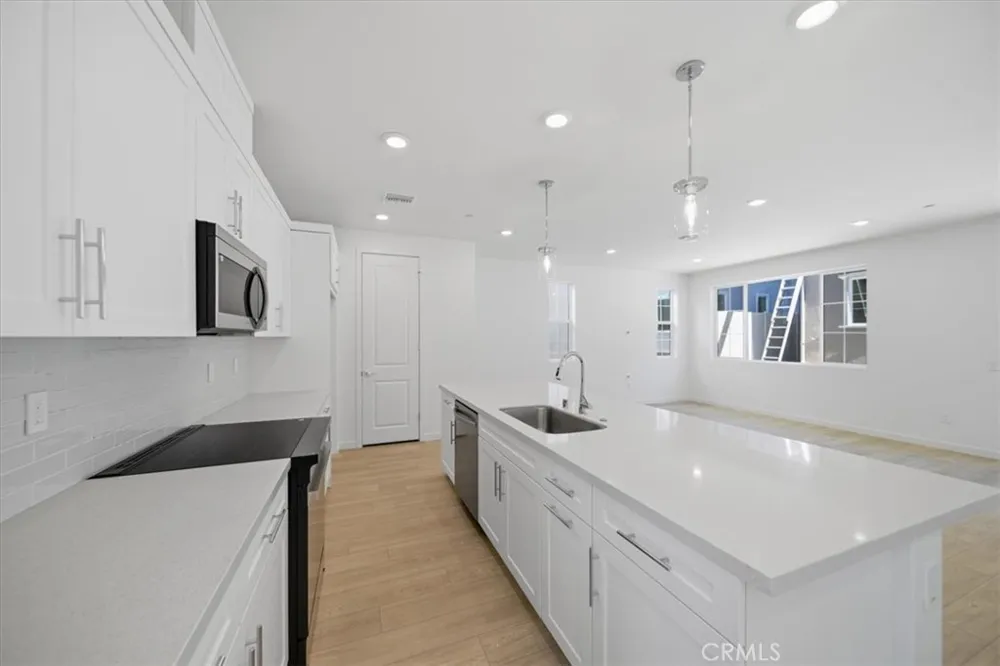 4886 W Beltramo Ranch Road Moorpark, CA 93021