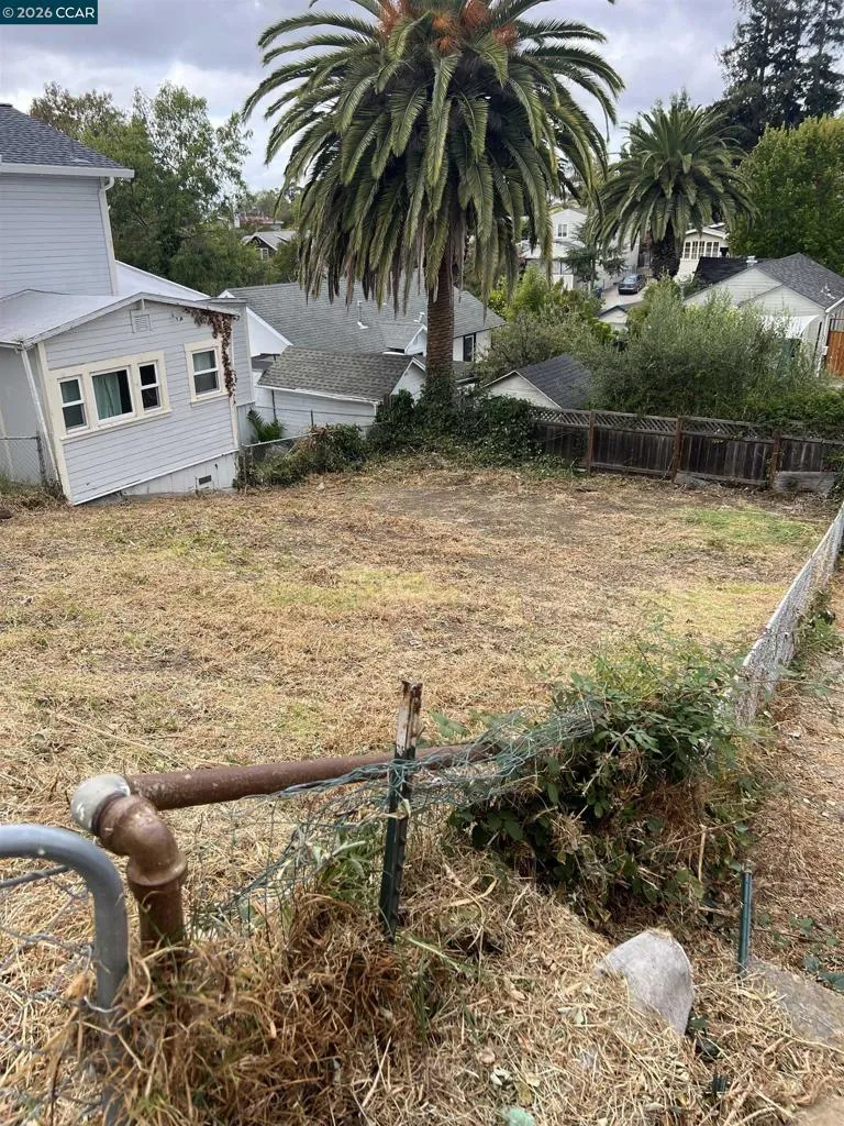 4031 Loma Vista Ave Oakland, CA 94619