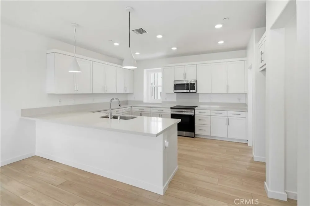 2519 Bombay Street South El Monte, CA 91733