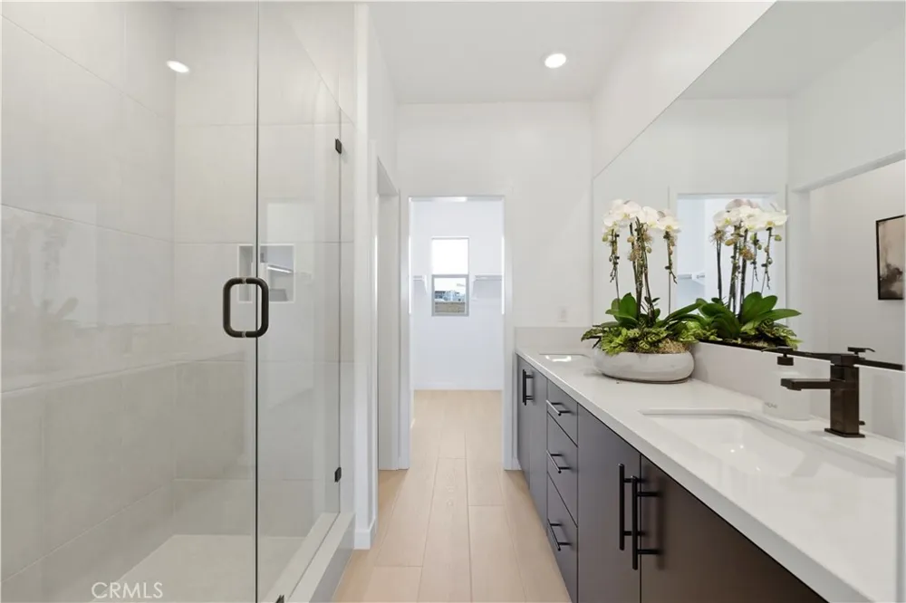 10720 Golden Koi #B El Monte, CA 91731