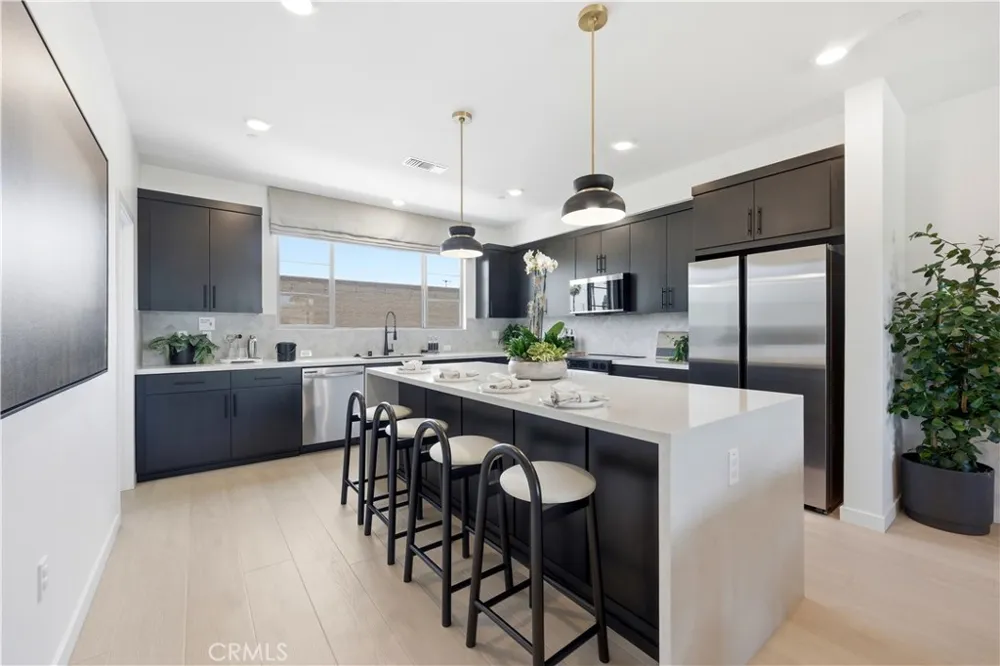 10720 Golden Koi #B El Monte, CA 91731