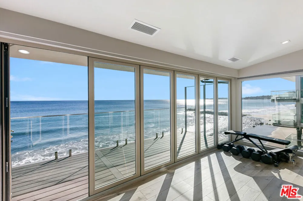 25216 Malibu Road Malibu, CA 90265
