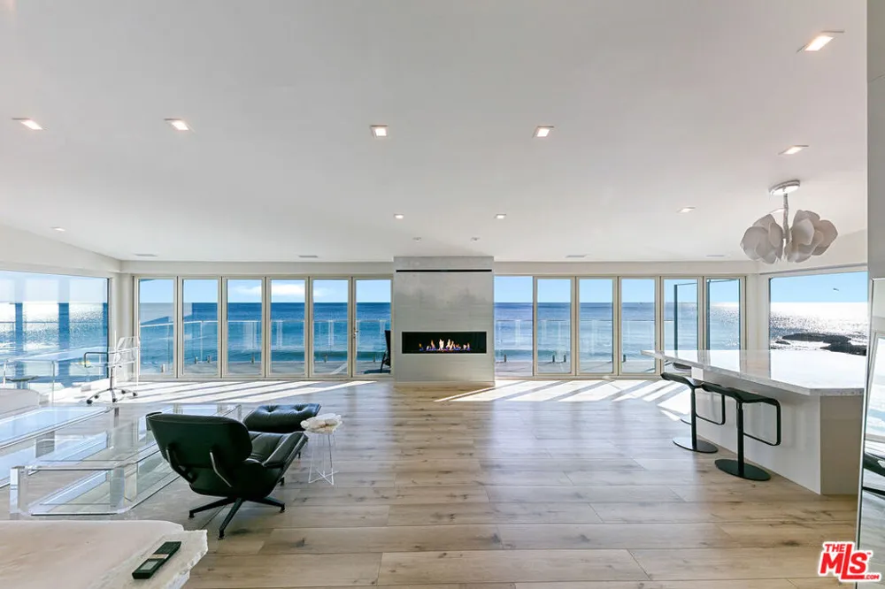 25216 Malibu Road Malibu, CA 90265