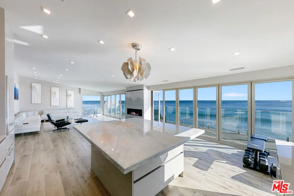 25216 Malibu Road Malibu, CA 90265
