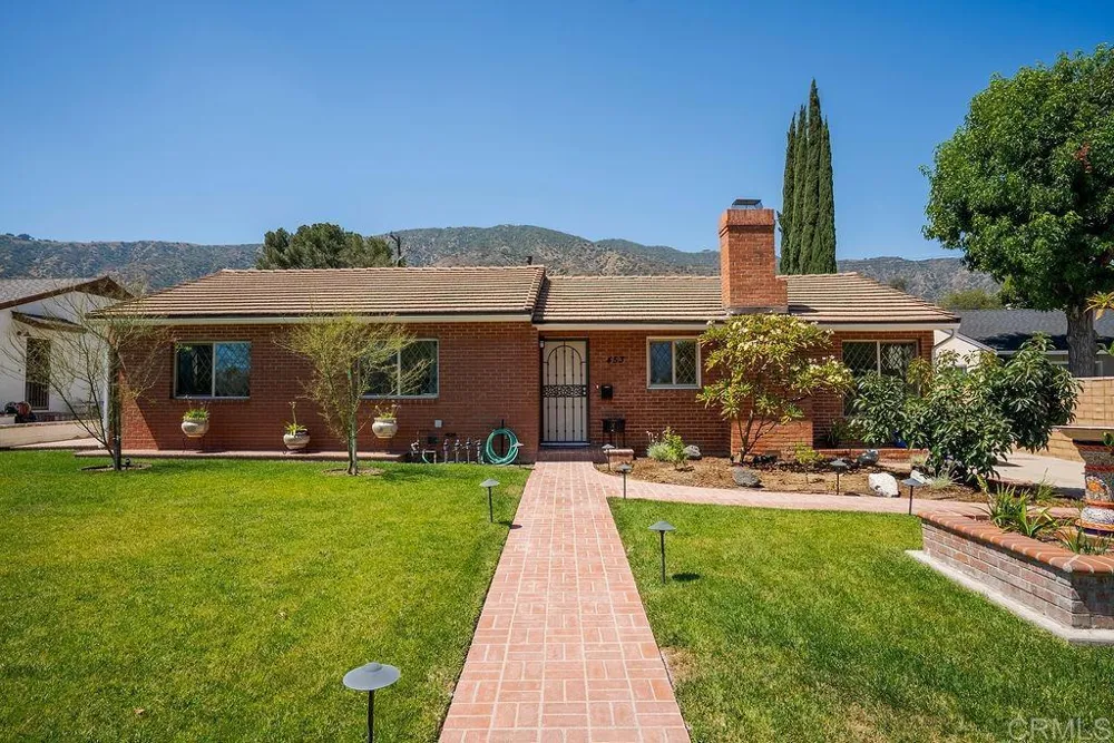 453 W Laurel Avenue Glendora, CA 91741