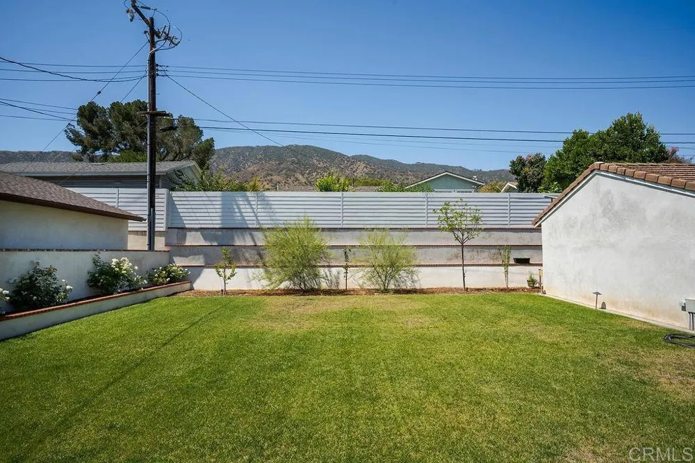 453 W Laurel Avenue Glendora, CA 91741