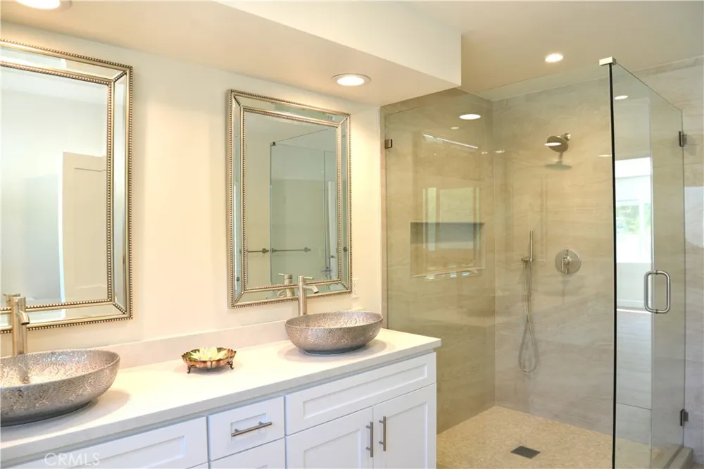 20962 Bandera Street Woodland Hills, CA 91364
