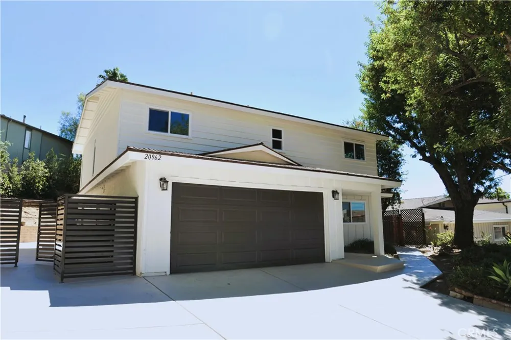 20962 Bandera Street Woodland Hills, CA 91364