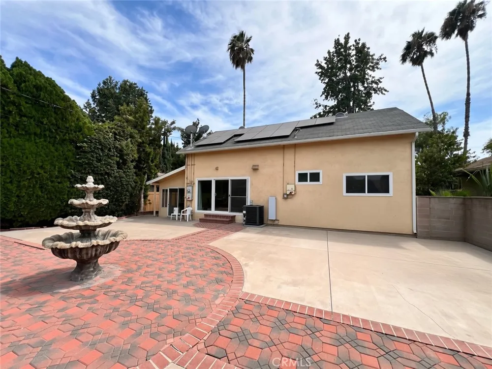 22667 Criswell West Hills, CA 91307