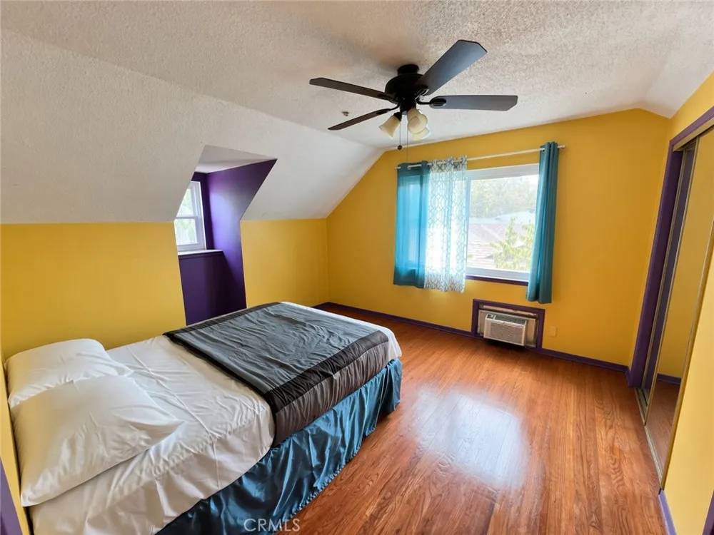 22667 Criswell West Hills, CA 91307