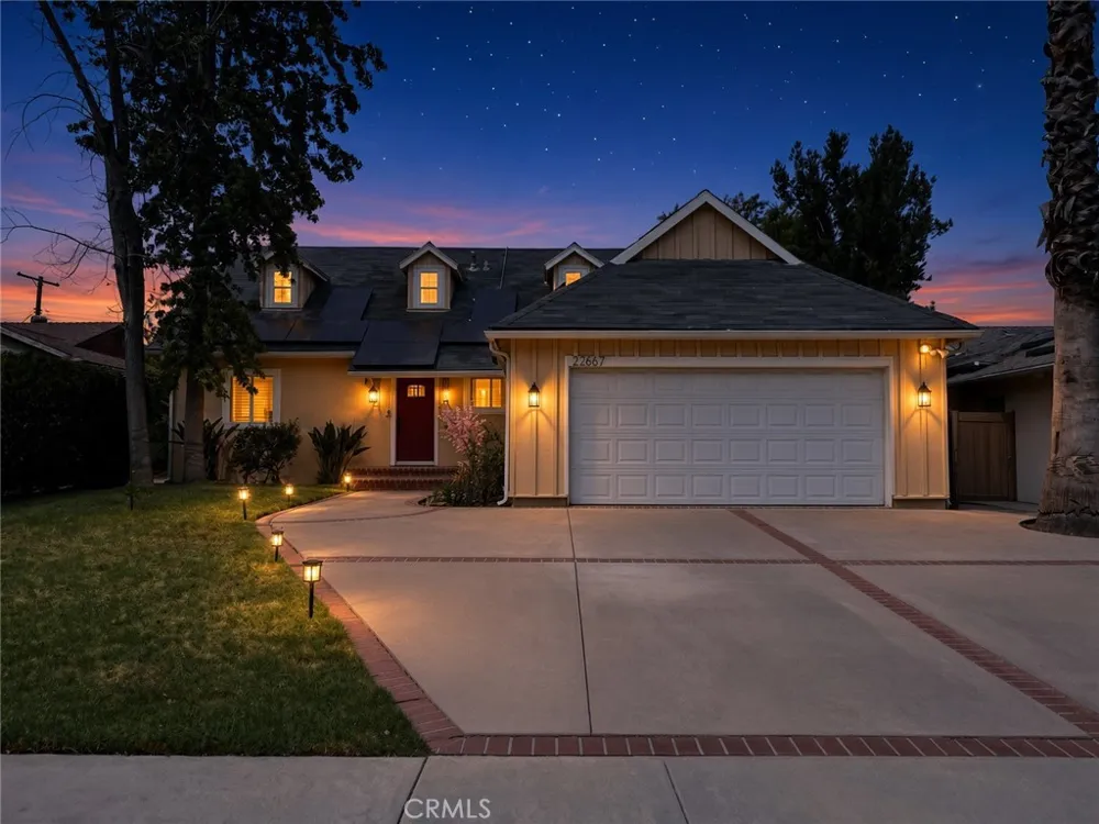 22667 Criswell West Hills, CA 91307