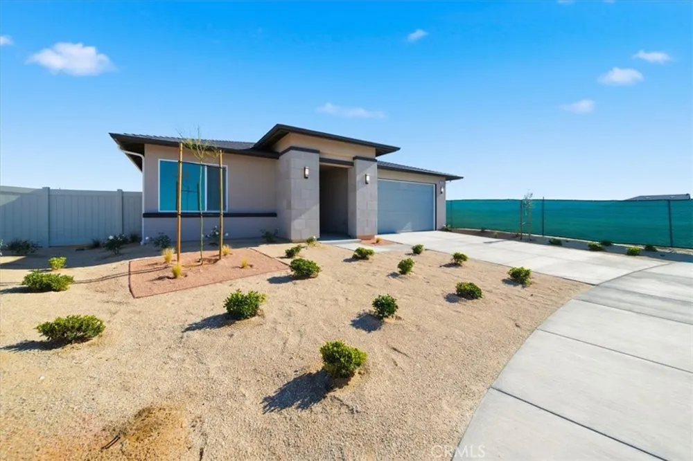 44250 Homestead Street Lancaster, CA 93535