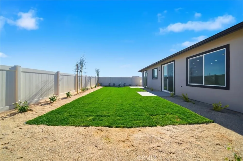 44250 Homestead Street Lancaster, CA 93535