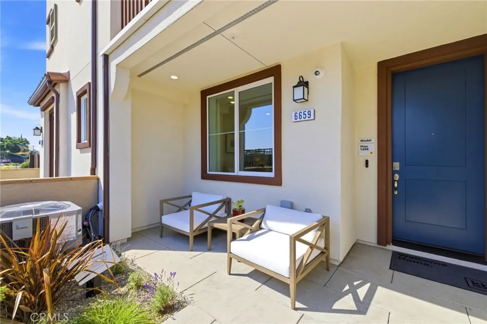 6648 Via Vista Pico Rivera, CA 90660
