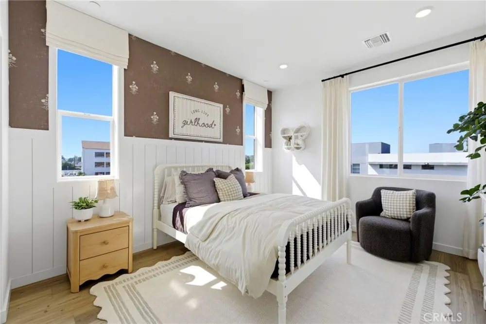 6648 Via Vista Pico Rivera, CA 90660