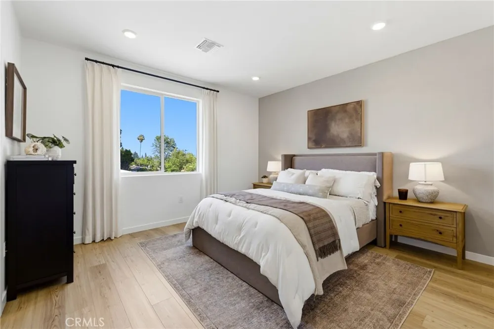 6648 Via Vista Pico Rivera, CA 90660