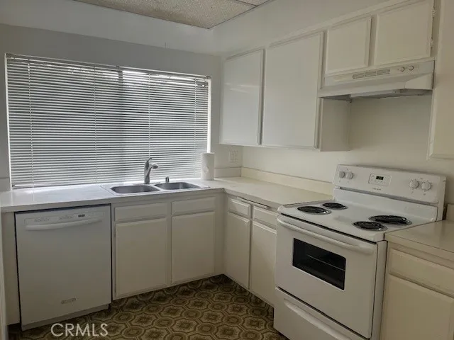 5 Cashew Irvine, CA 92612