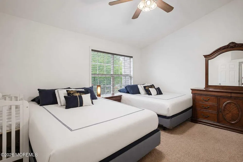 521 Woodbine Lane Lakewood, NJ 08701