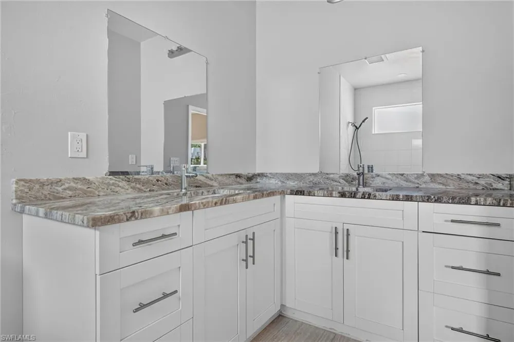 2010 Robert Avenue Alva, FL 33920