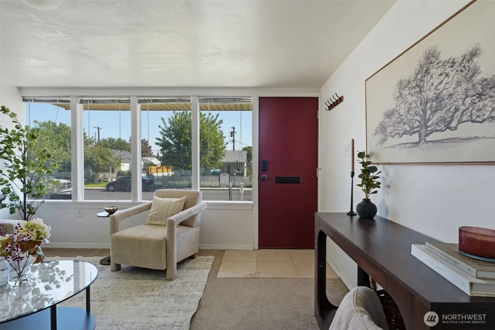 803 Smith Avenue Richland, WA 99352