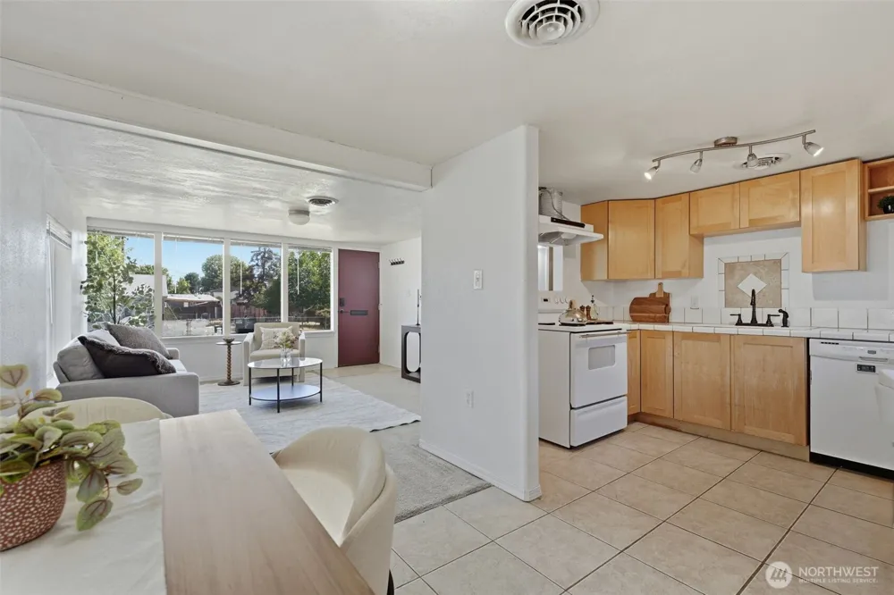 803 Smith Avenue Richland, WA 99352