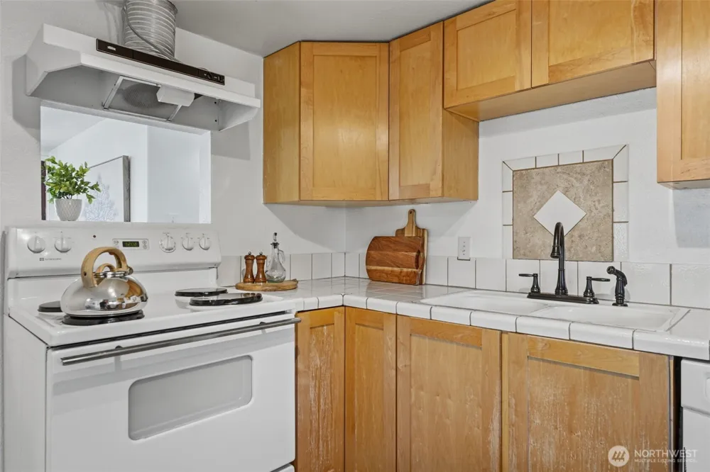 803 Smith Avenue Richland, WA 99352