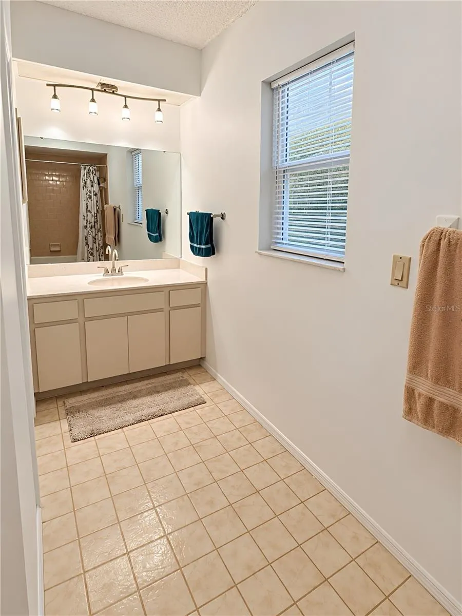 4227 CONRAD ROAD Venice, FL 34293